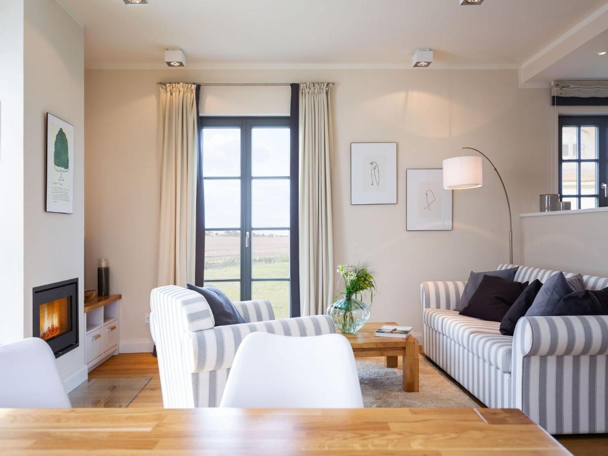 Reetland Am Meer - Premium Reetdachvilla Mit 2 Schlafzimmern, Sauna Und Kamin E04 Дранске Екстериор снимка